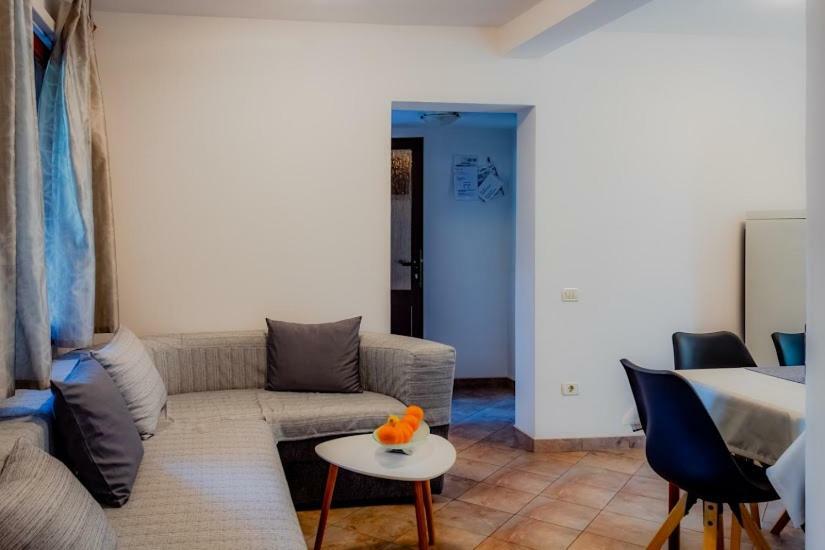 Apartment Katia Pula Zewnętrze zdjęcie